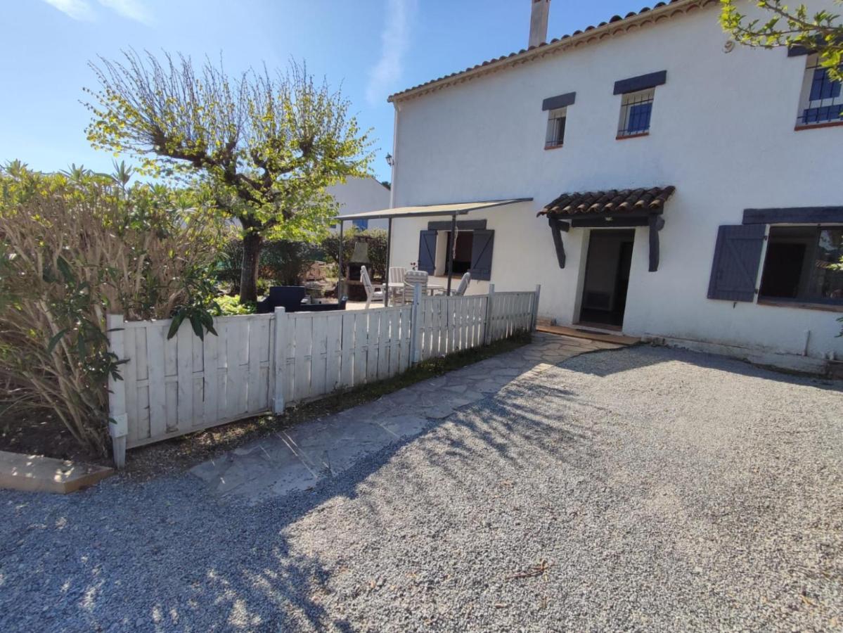 Le Mas Du Bijou Bleu Puget-sur Argens Exterior photo