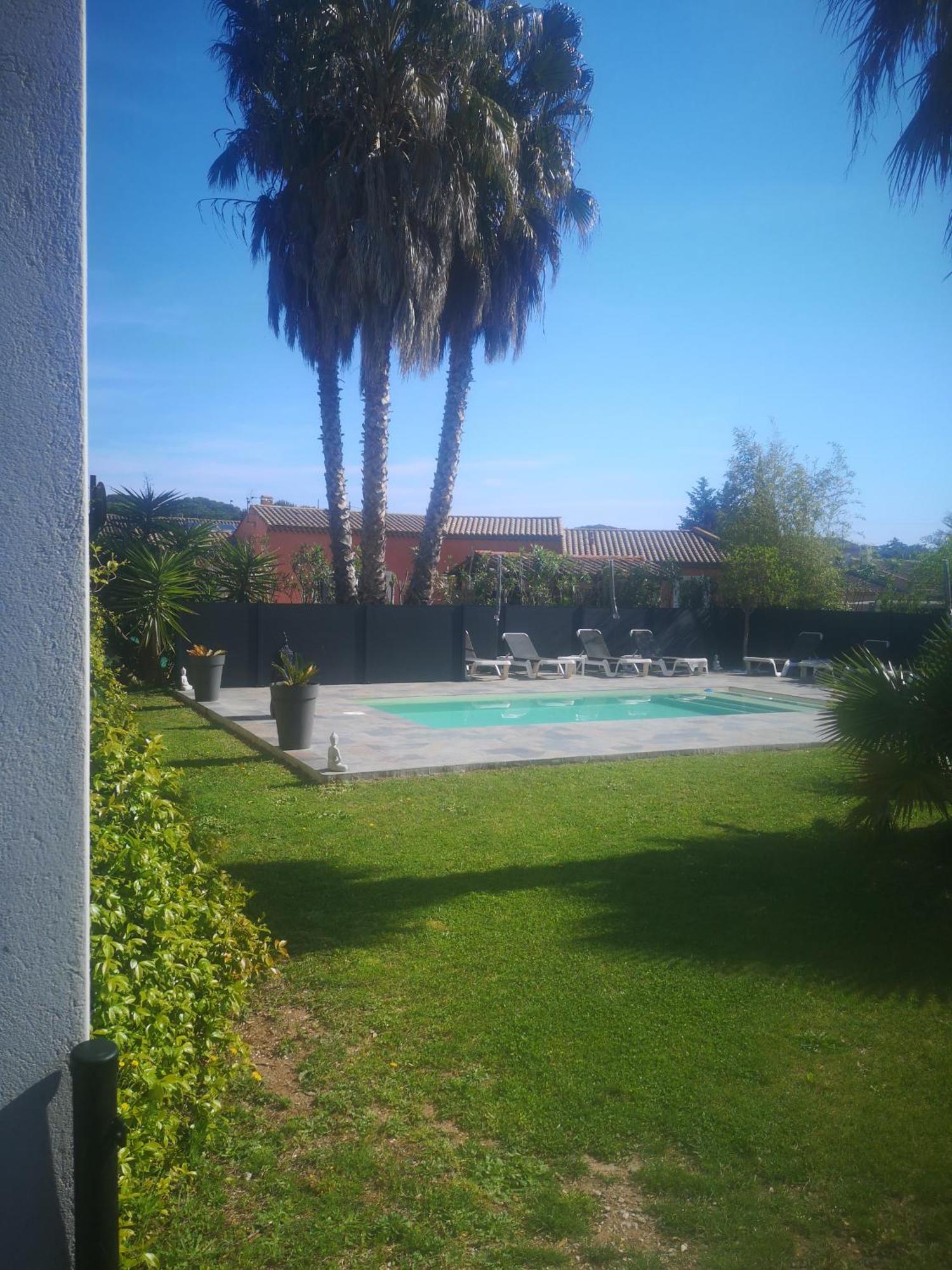 Le Mas Du Bijou Bleu Puget-sur Argens Exterior photo